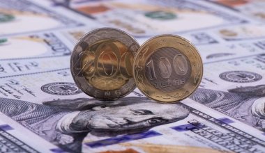 В Казахстане приостановили норму об обязательной продаже 30% валютной выручки