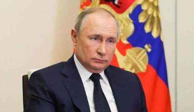 На саммите БРИКС показали обращение Путина с изменённым голосом