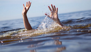 Мать с двумя детьми скатились в реку и утонули в Павлодарской области