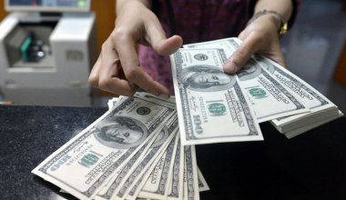 Объем денежных переводов из-за рубежа в Казахстан упал до минимума