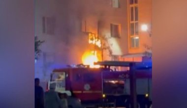 В Астане мопед стал причиной пожара в многоэтажке