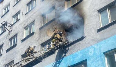 Пожар произошел в жилом доме Усть-Каменогорска