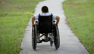 В учреждениях для детей с инвалидностью в Жетысу выявили грубые нарушения