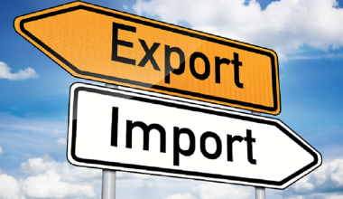 Экспорт Казахстана сократился, а импорт повысился