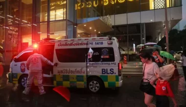 14-летний подросток открыл стрельбу в ТЦ Бангкока: трое погибли