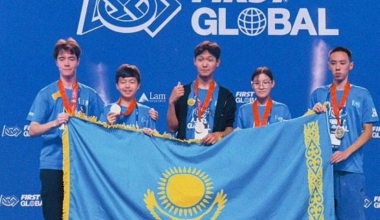 Казахстанские школьники стали чемпионами мира по робототехнике