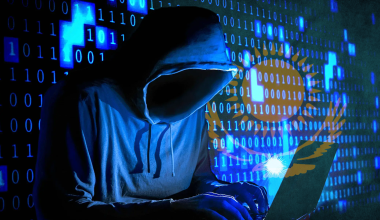 Тысячи DDoS-атак совершаются на Казнет ежеминутно, заявил Мусин