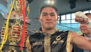Казахстанец стал лучшим боксером 2023 года