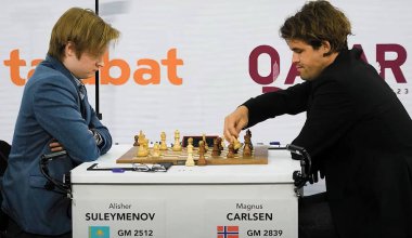 Чемпион мира по шахматам обвинил казахстанца в "читерстве" после поражения