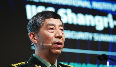 Кадровые перестановки: в Китае сняли с должности министров обороны и финансов