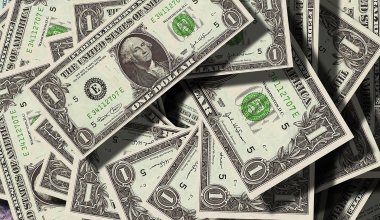 Резкое падение спроса на доллары: сколько американской валюты купили казахстанцы