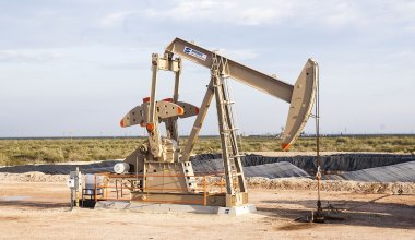 Хорошие новости для Казахстана: нефть продолжает расти несмотря на войну на Ближнем Востоке