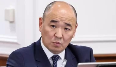 Шарлапаев заявил о договорённостях с АМТ по переходу права собственности компании Казахстану