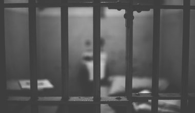 Смертельный допрос: в Шымкенте смягчили приговор экс-полицейским, которые пытали задержанного