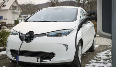 Меньше запланированного: сколько электромобилей завезли в Казахстан, минуя уплату налогов