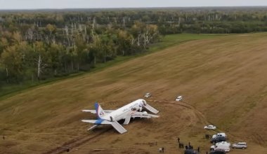 Опасный полёт: сколько денег получили казахстанцы за аварийную посадку под Новосибирском