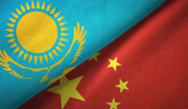 Казахстан частично закроет сухопутную границу с Китаем