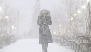 Гололед и сильный ветер: в каких регионах Казахстана объявили штормовое предупреждение