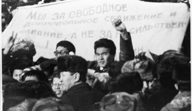 Токаев обратился к казахстанцам в День Независимости