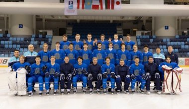 Молодые казахстанские хоккеисты сотворили сенсацию в отборе чемпионата мира