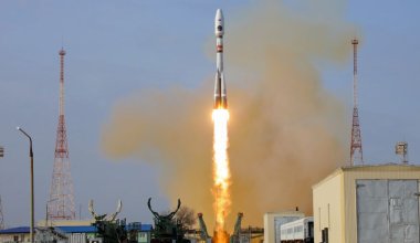 На космодроме Байконур успешно запустили ракету "Союз"