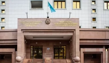 Казахстанская компания попала под ограничения США: что ответили в министерстве