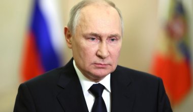 Путин упростил казахстанцам прием в гражданство России