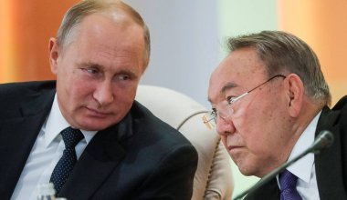 Назарбаев провел встречу с Путиным в Москве