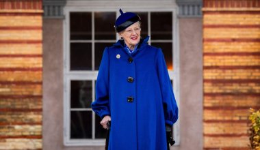 Королева Дании объявила, что отрекается от престола