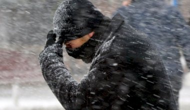 Почти по всему Казахстану объявили штормовое предупреждение