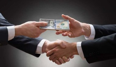 14 млн тенге от бизнесменов: замакима в Алматы подозревают в коррупции