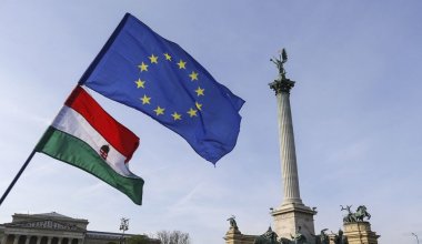 Венгрию могут лишить голоса в совете ЕС