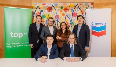 "Шеврон" подписал контракты с двумя казахстанскими компаниями