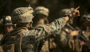 Свыше 17 000 военных уволились из-за низких зарплат: как Минобороны будет удерживать их