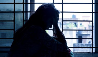 В Шымкенте школьница совершила суицид