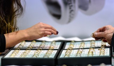 Более 80% золотых украшений на рынке Казахстана не соответствуют заявленным на них пробам