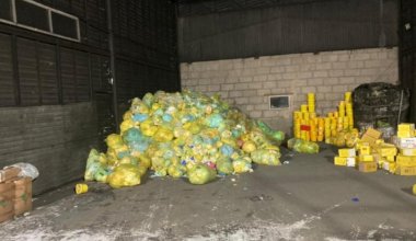 Опасные медицинские отходы хранили на складе в Костанае