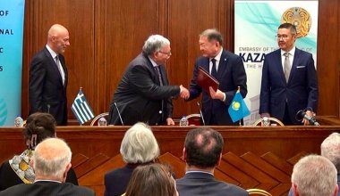 Меморандум подписали "мозговые центры" Казахстана и Греции