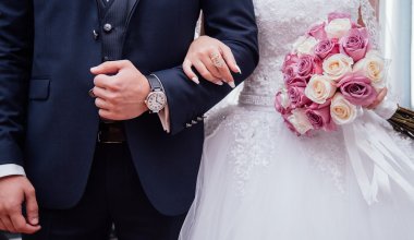 Казахстанцев могут обязать проходить обучение перед вступлением в брак