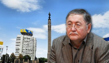 Что хотел сказать Рысбек Сарсенбайулы у Монумента Независимости в Алматы
