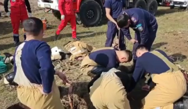 Девушка умерла после падения в узкий колодец в Туркестанской области