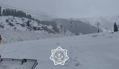 Около горнолыжного курорта в Алматы сошла лавина