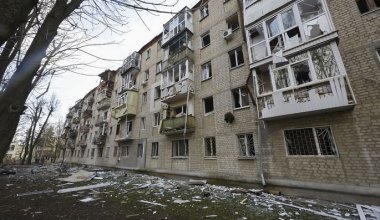 Война в Украине: казахстанцев призвали покинуть Одесскую и Харьковскую области