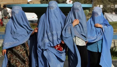 Женщин будут забивать камнями за супружескую измену в Афганистане
