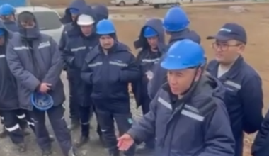 Работники шинного завода Карагандинской области вышли на митинг