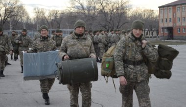 Паводки в западных регионах Казахстана: мобилизовано более 10 тысяч военнослужащих