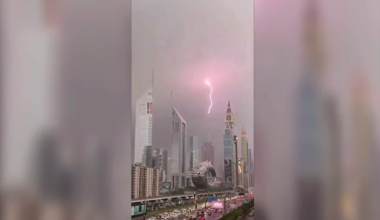Дубай затопило: видео шокировало пользователей сети