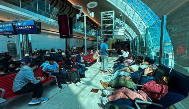 Хаос и паника. Что происходит в аэропорту Дубая