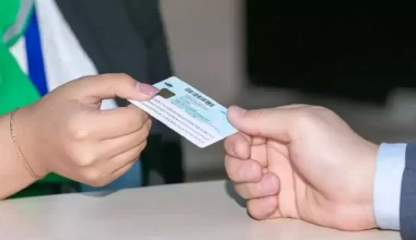 Удостоверения личности планируют изменить в Казахстане