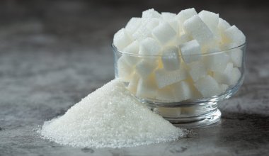 Россия ограничивает экспорт сахара в Казахстан